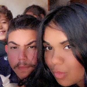 Meet your Posher, Gloria